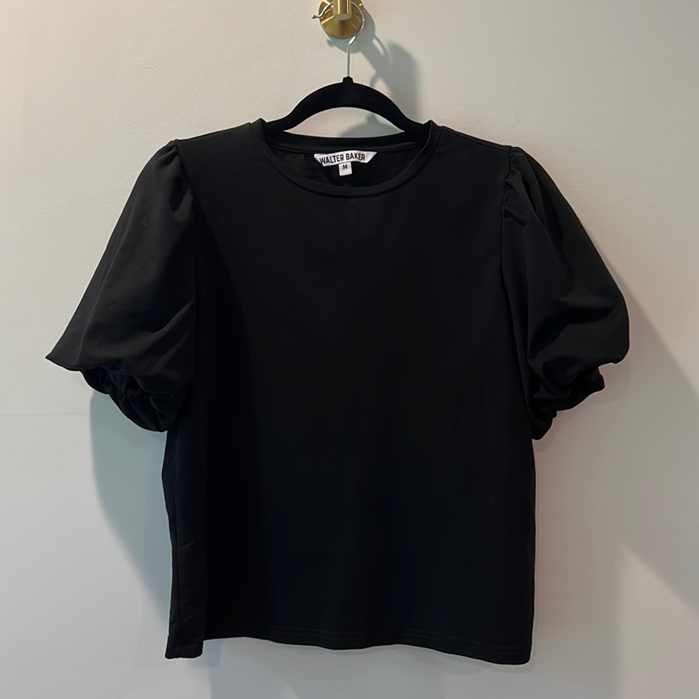 Black puffy sleeved t-shirt. Size medium.